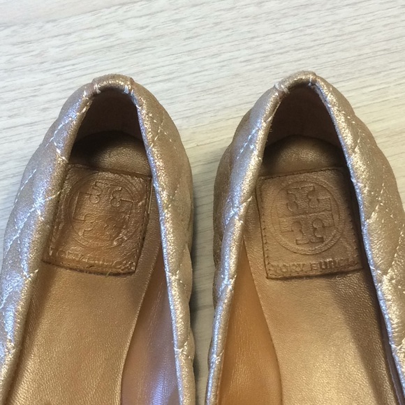 Tory Burch Kaitlin Quilted Metallic Ballet Flats Shoes Tan Gold - Size 7 - Picture 10 of 16